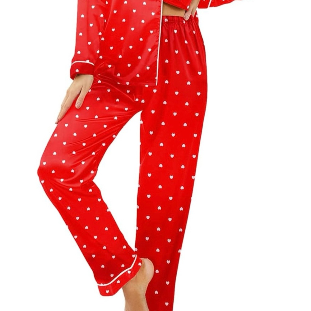 Red Heart Print Women's Pajama Set